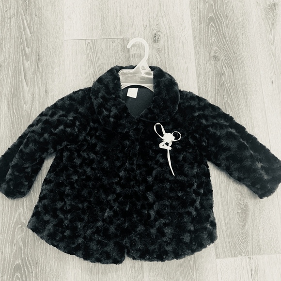 coats - Picture 3 of 3